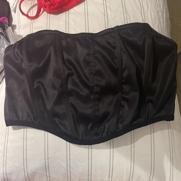Garage satin corset top 🪩 - Picture 4 of 6